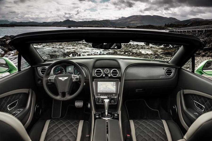  Bentley Continental GT Speed Convertible 2015 года  (фото 10 из 10)
